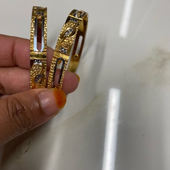 Bangles - Picture 4 of 5